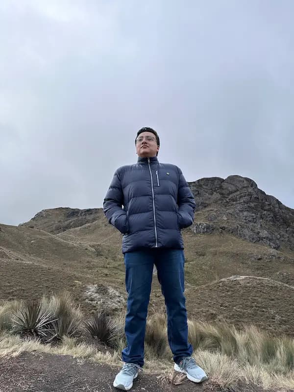 Foto de Bryam David Vega Moreno, ponente en Build with AI Ecuador 2025