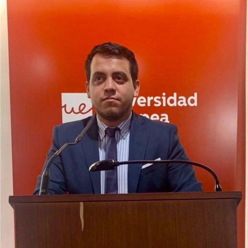 Foto de Christian Flores, ponente en Build with AI Ecuador 2025